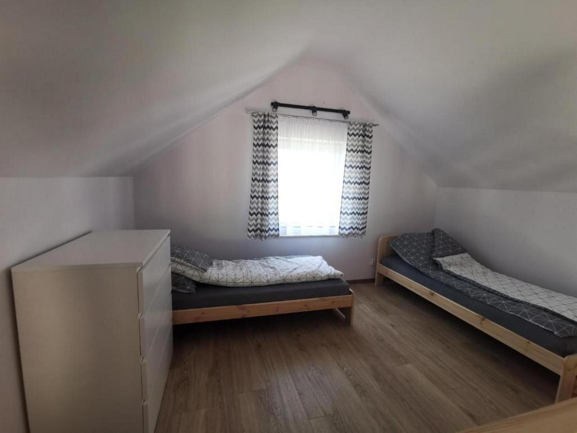 Domki I Pokoje Goscinne Nowecin Lebska 162 Esterno foto